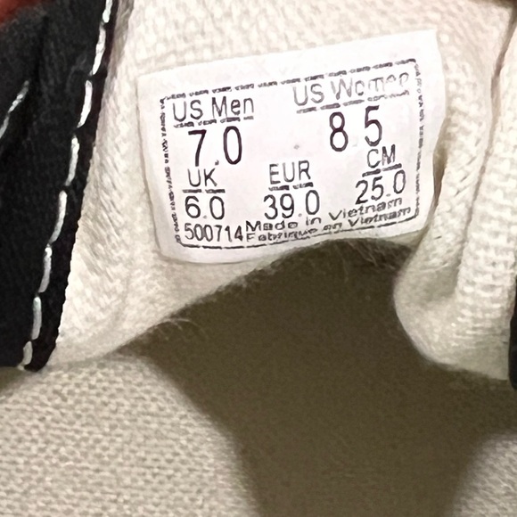 Classic Vans - Picture 4 of 4